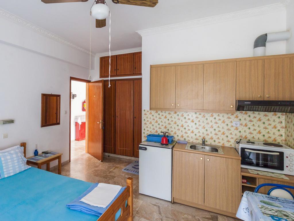 Pension Vienna Méthana 외부 사진